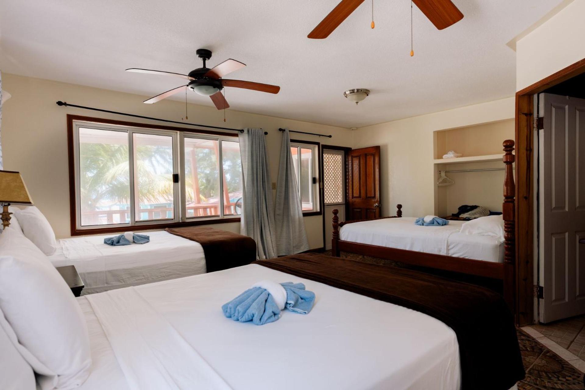 Blue Marlin Beach Resort Dangriga Εξωτερικό φωτογραφία