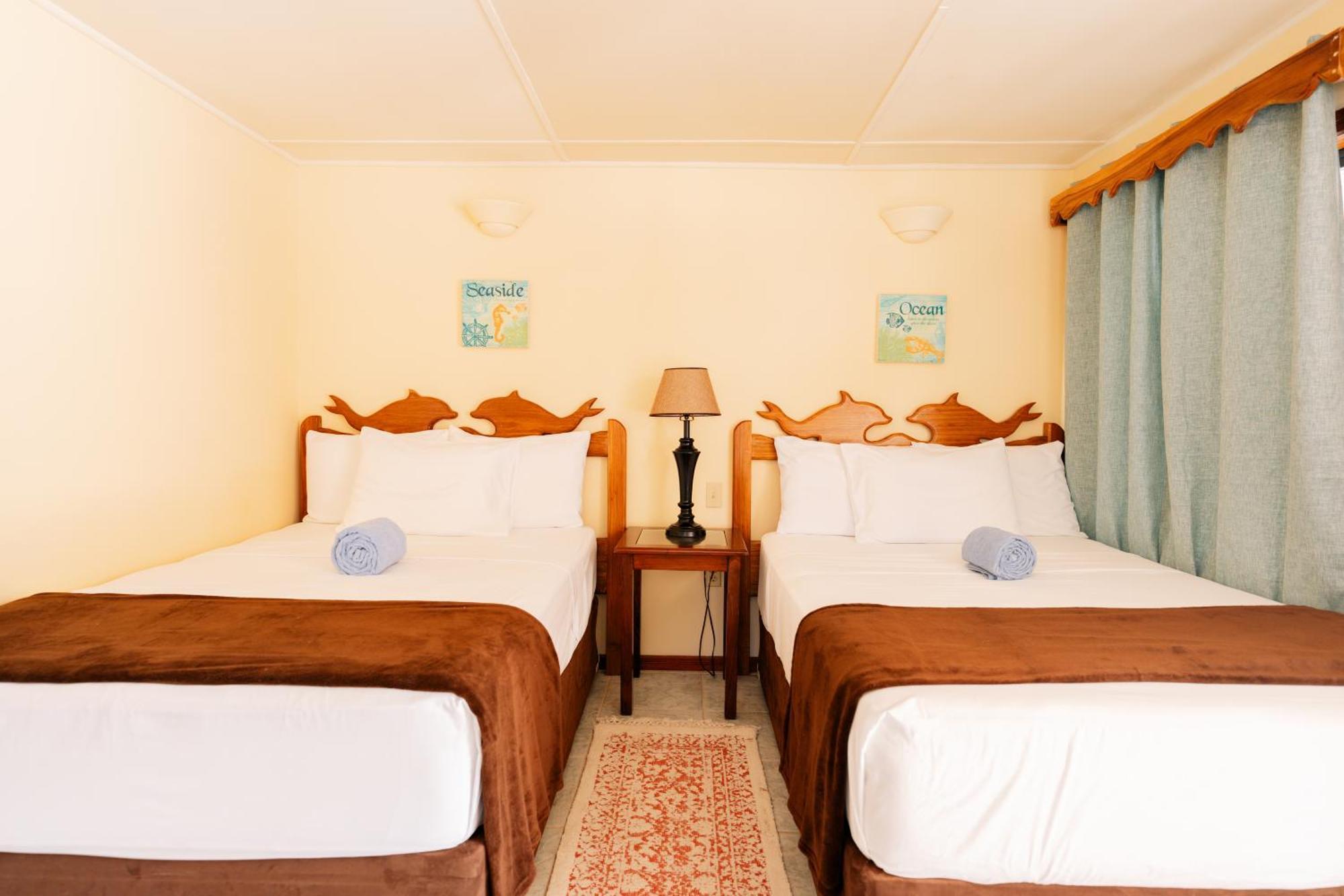 Blue Marlin Beach Resort Dangriga Εξωτερικό φωτογραφία